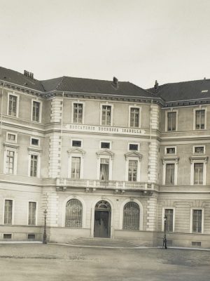 Educatorio Duchessa Isabella, foto Bernardo Pasta succ. G. Ambrosetti, 1911 (ASSP, II, 3971)